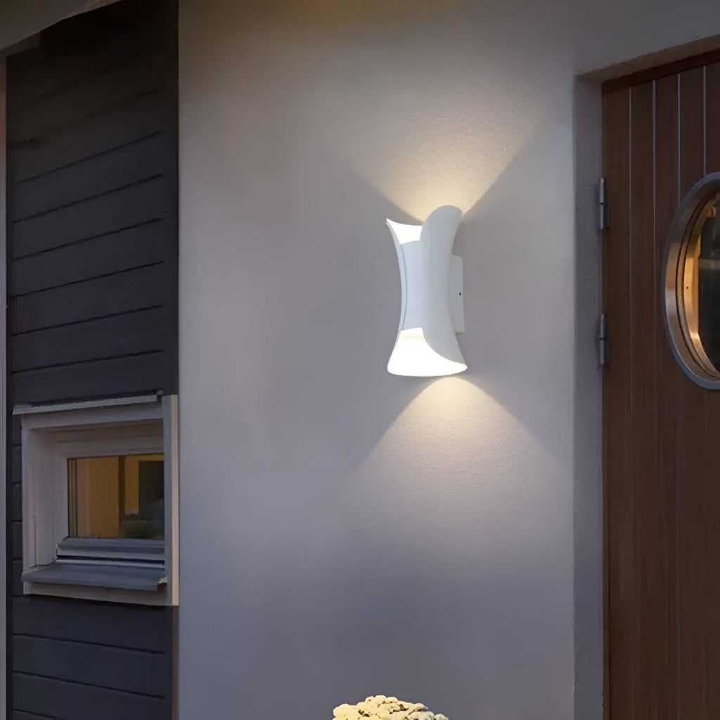 Curved Outdoor Wall Light