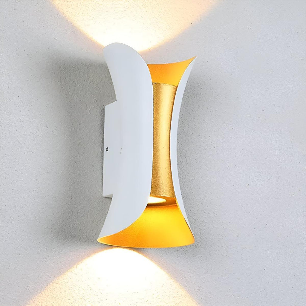 Curved Outdoor Wall Light