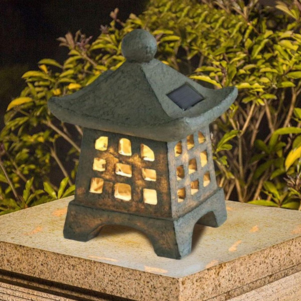 Solar Pagoda Outdoor Light