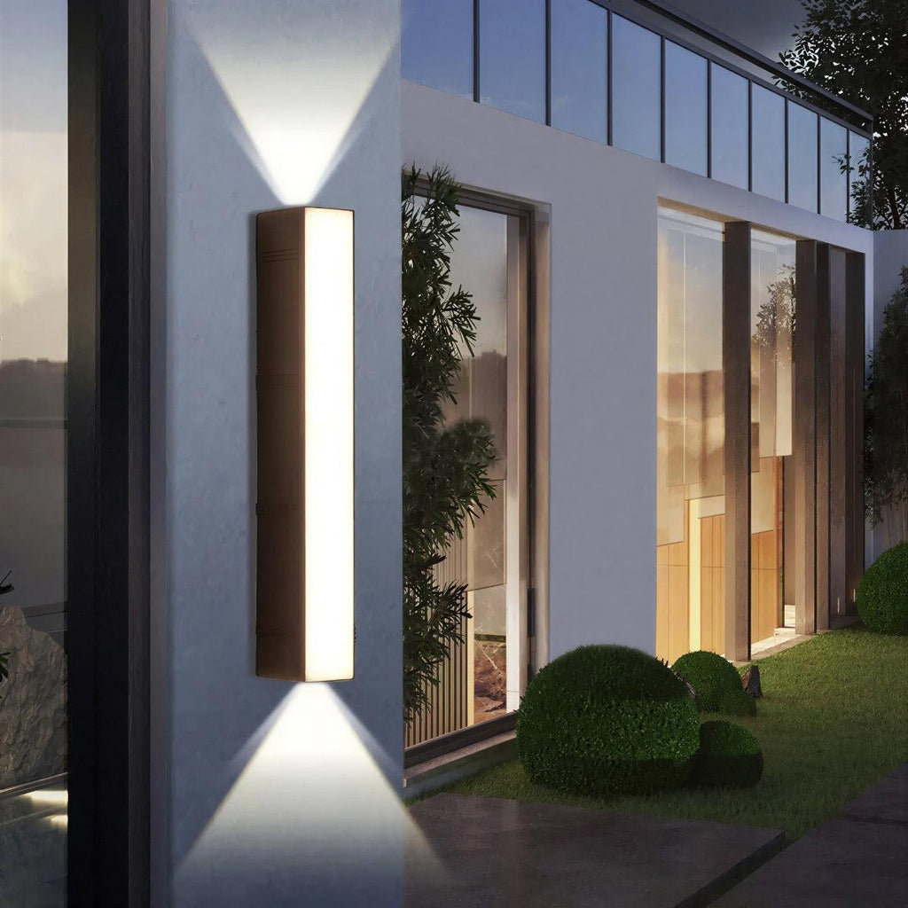 Outdoor Wall Light With Up And Down Beam