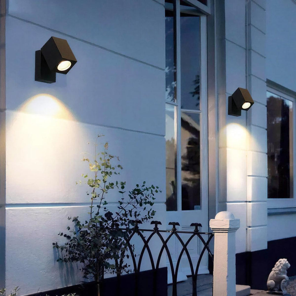 Outdoor Wall Mount Spotlight