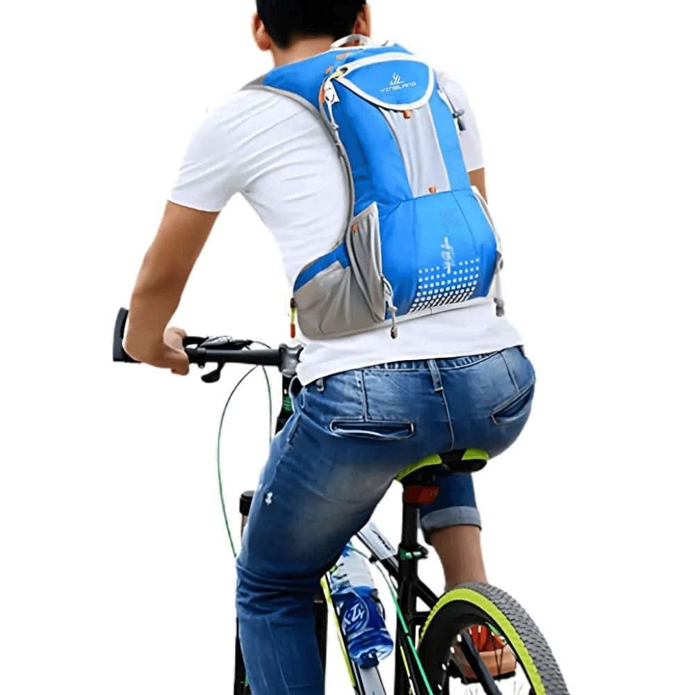 hydration-backpack-with-water-bladder-lightweight-cycling-bag-img2.jpg