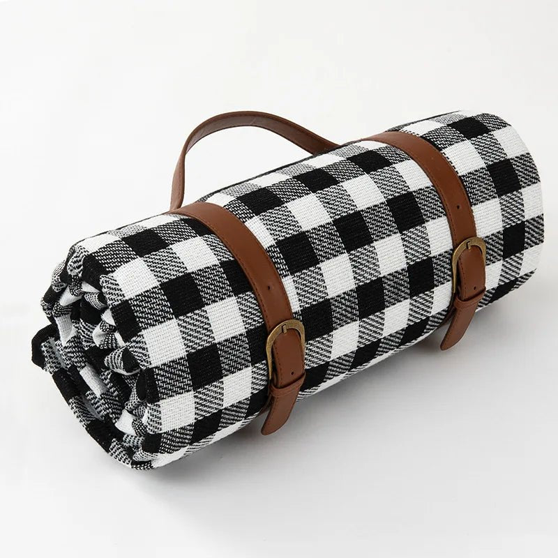 waterproof-checkered-picnic-blanket-with-carry-strap-outdoor-mat-img13.webp
