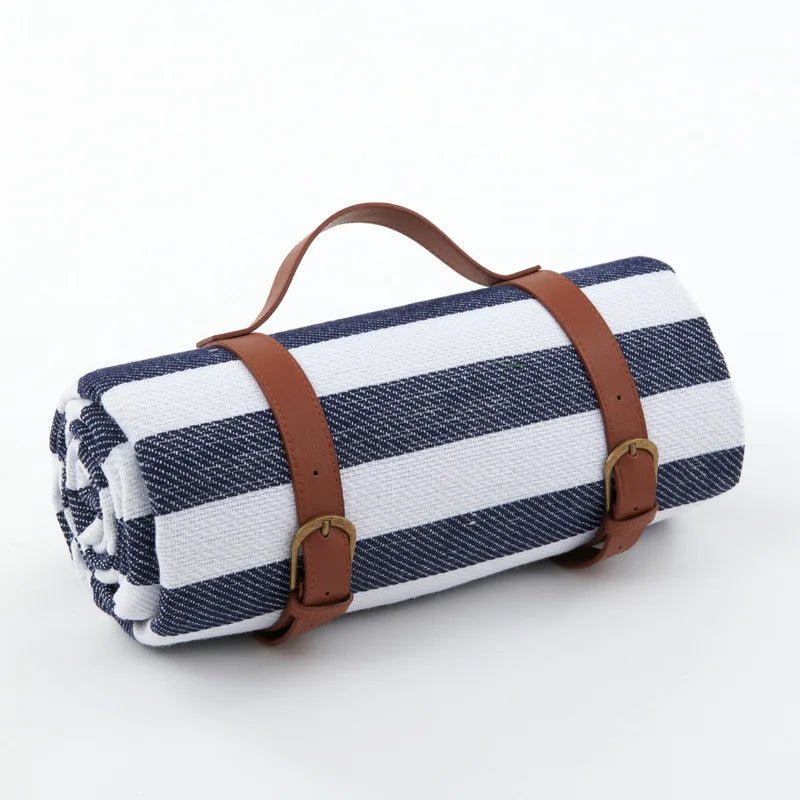 waterproof-checkered-picnic-blanket-with-carry-strap-outdoor-mat-img14.webp